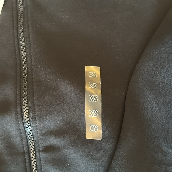 NEW UNIQLO DRY SWEAT FULL ZIP CROPPED HIGH NECK HOODIE BLACK - Picture 4 of 4